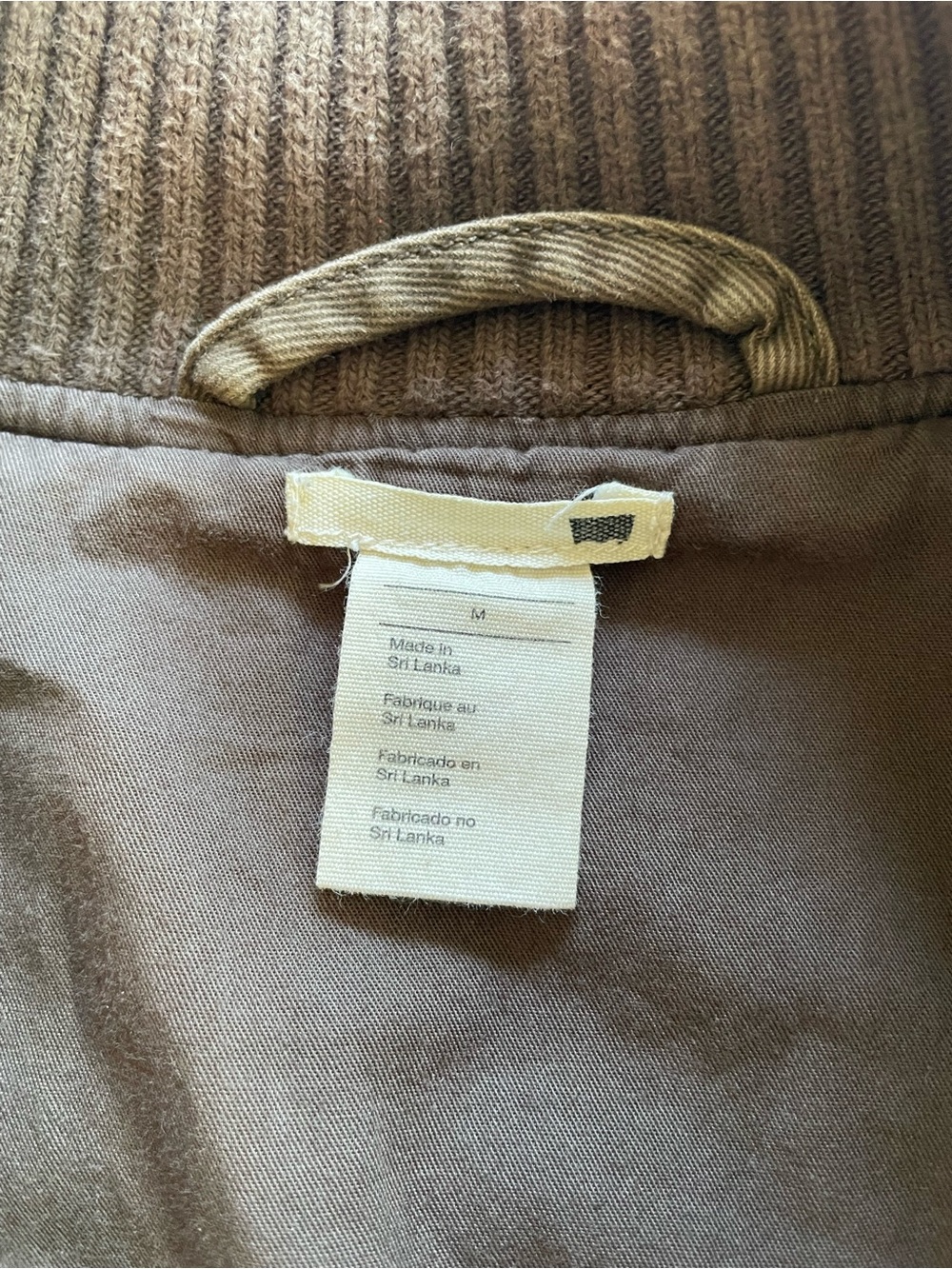 Levi’s Olive Green Women's Utility Bomber Jacket Size Medium - Picture 3 of 3
